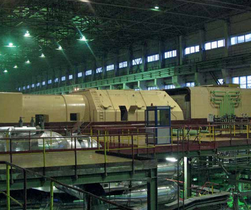 Асинхронизированный турбогенератор Т3 ФСУ-320–2У3 мощностью 320 МВт на блоке № 3 Каширской ГРЭС
