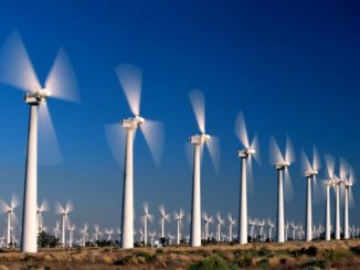 К началу 2015 года общая установленная мощность всех ветрогенераторов в мире составила 369 гигаватт