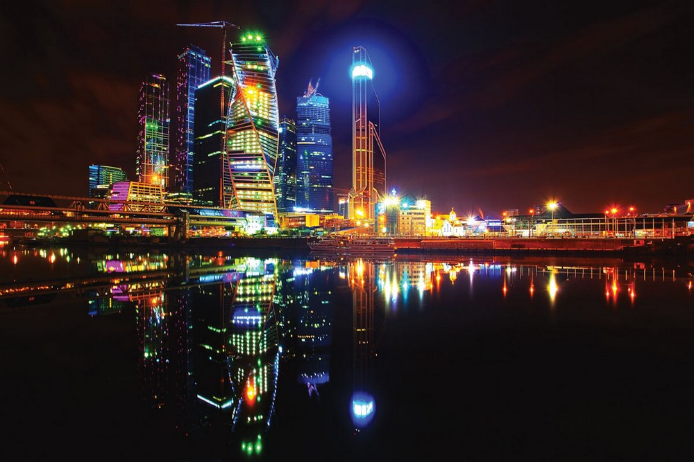 Огни ночного мегаполиса. Москва