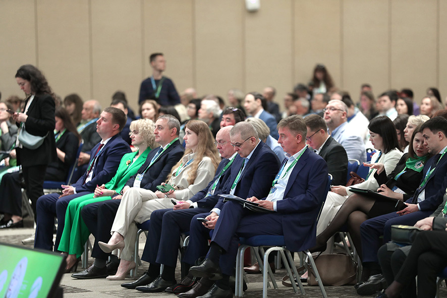 Представители НИК В3 РНК СИГРЭ приняли участие в XIV Международном форуме «Экология»