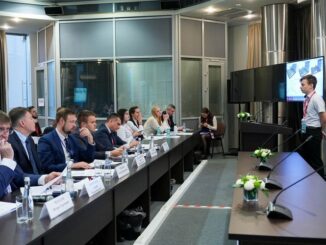Студенты 5 университетов стали победителями финала Всероссийского конкурса выпускных квалификационных работ на Молодежном дне РЭН